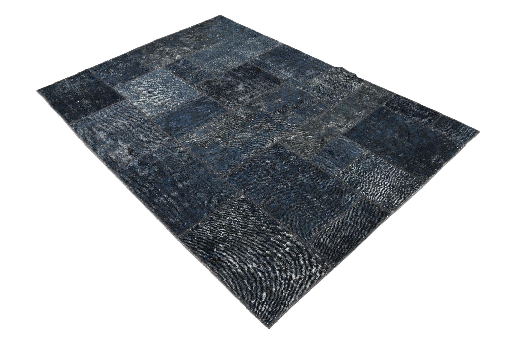 4' 9 x 6' 9 Hand Knotted Ultra Vintage Persian Wool Rug