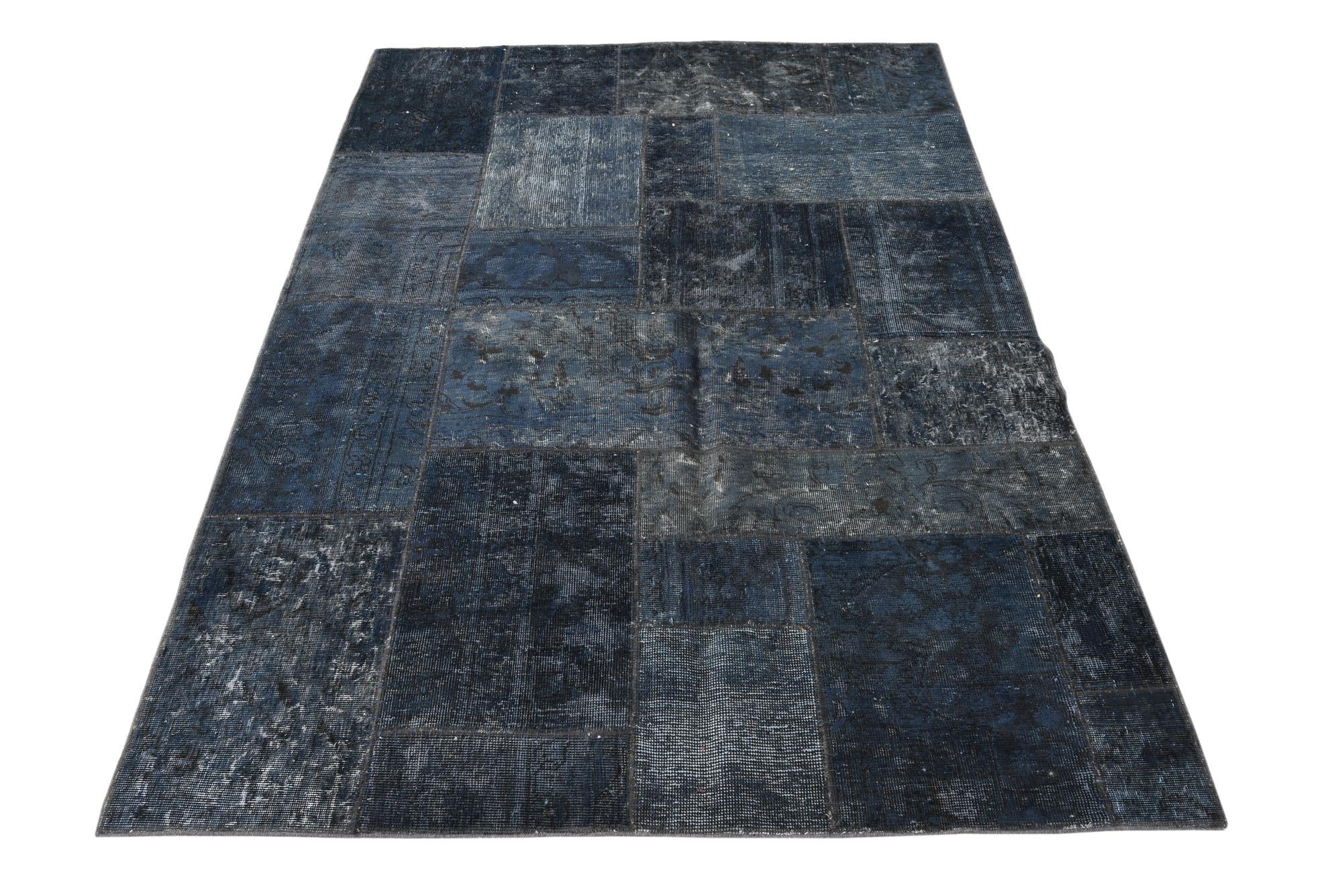4' 9 x 6' 9 Hand Knotted Ultra Vintage Persian Wool Rug