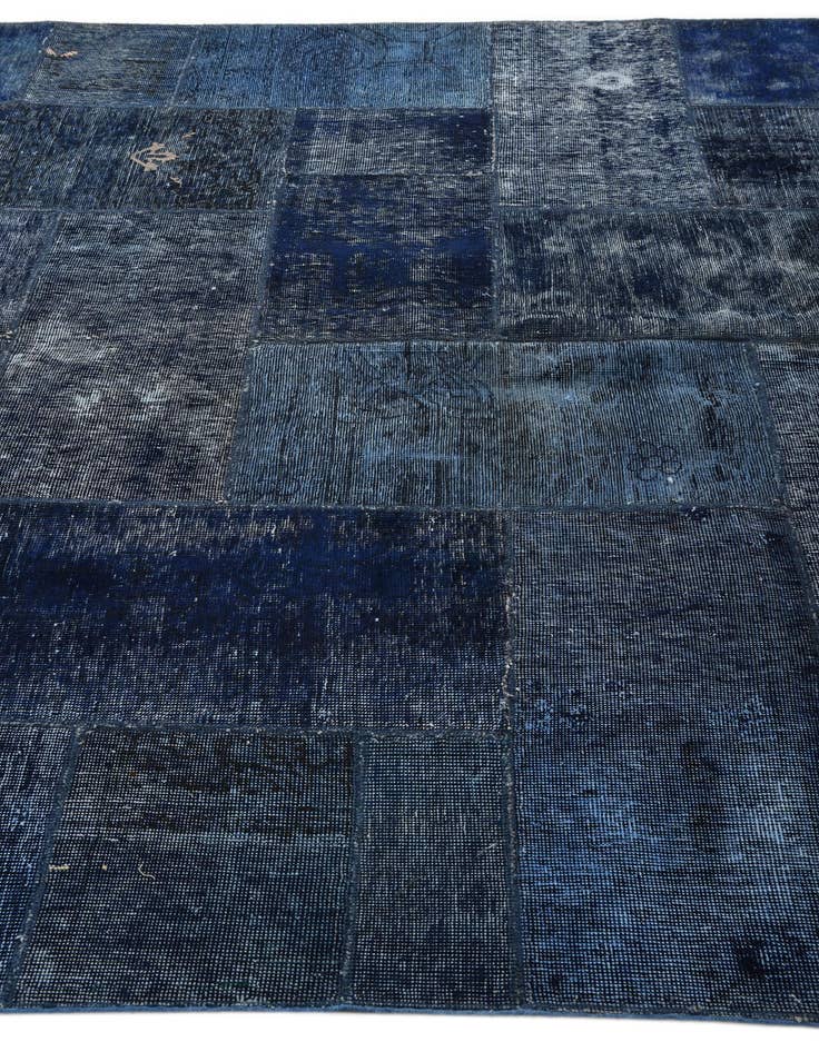 Detail image of 6' 10 x 11'  Hand Knotted Ultra Vintage Persian Wool Rug