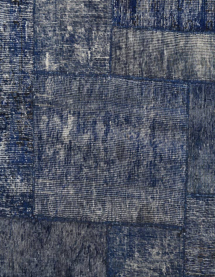 Detail image of 8' 2 x 9' 9 Hand Knotted Ultra Vintage Persian Wool Rug