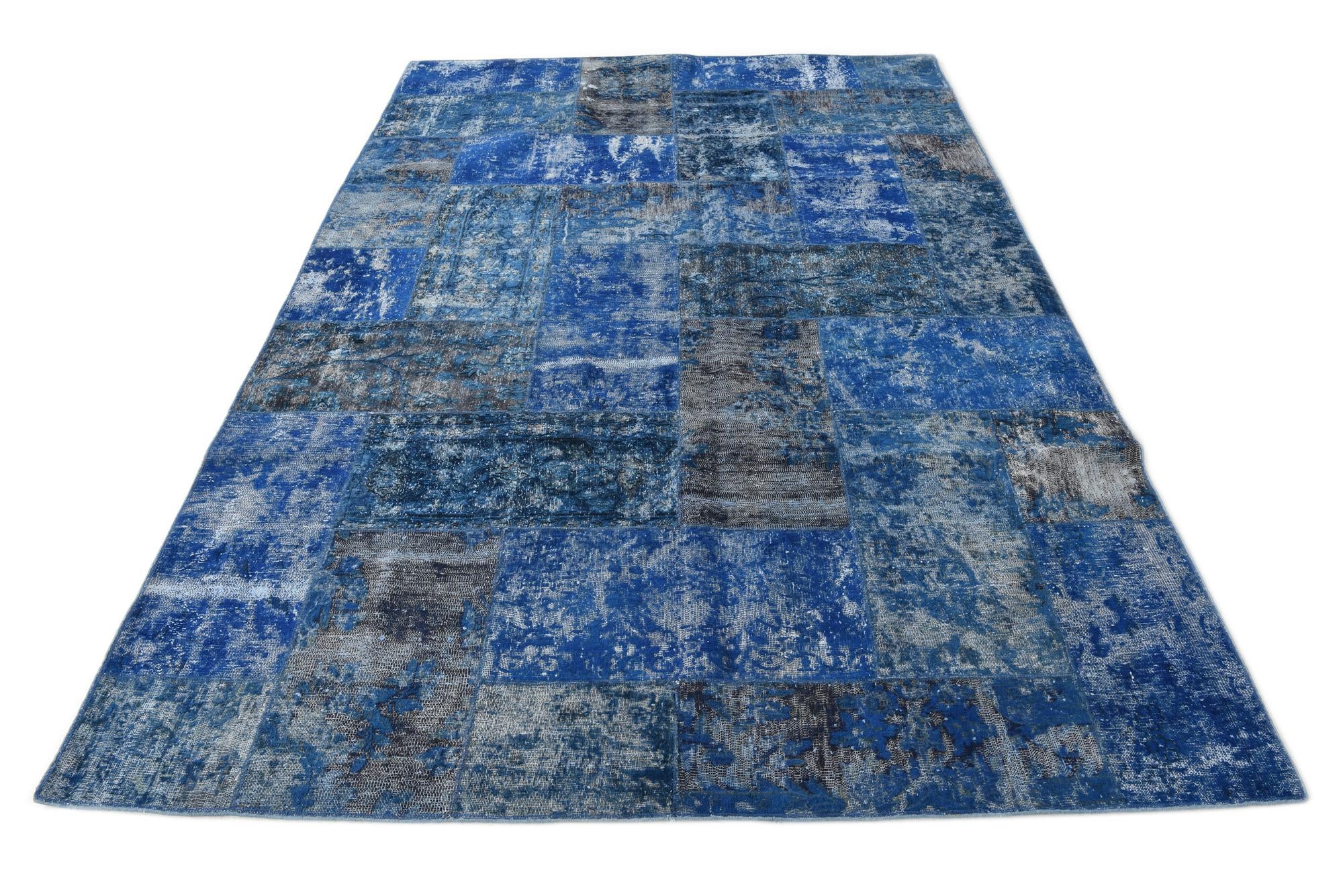 6' 8 x 10' Hand Knotted Ultra Vintage Persian Wool Rug