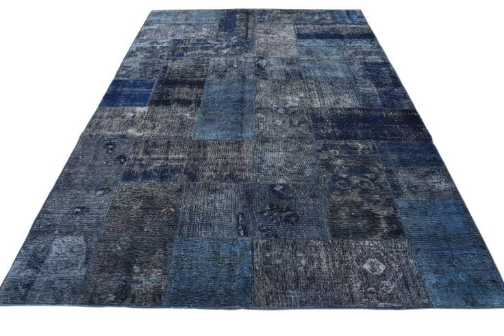 Detail image of 6' 10 x 10' 4 Hand Knotted Ultra Vintage Persian Wool Rug