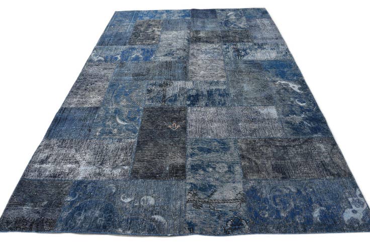 Detail image of 6' 11 x 10' 4 Hand Knotted Ultra Vintage Persian Wool Rug