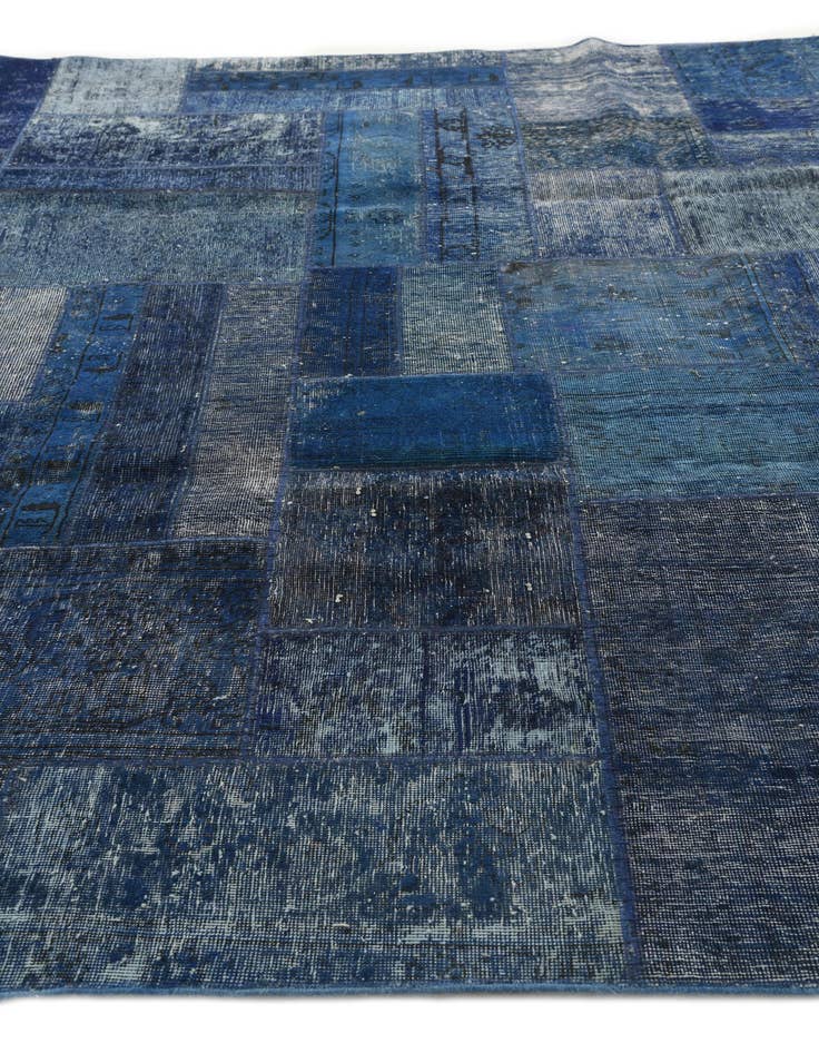 Detail image of 8' x 10' 2  Hand Knotted Ultra Vintage Persian Wool Rug