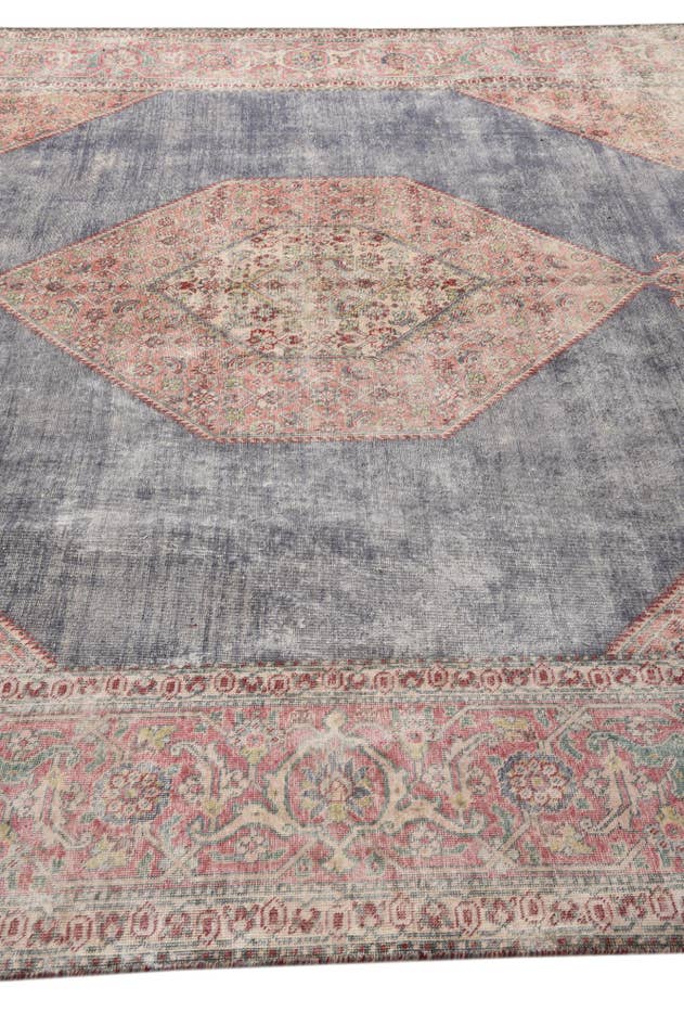 Detail image of 9' 10 x 12' 2 Hand Knotted Ultra Vintage Persian Wool Rug