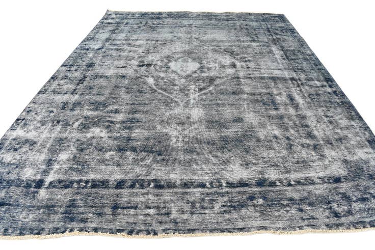Detail image of 9' 10 x 12' 2 Hand Knotted Ultra Vintage Persian Wool Rug