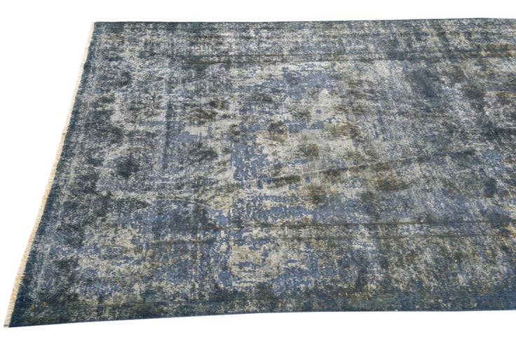 Detail image of 4' 9 x 8' 10 Hand Knotted Ultra Vintage Persian Wool Rug