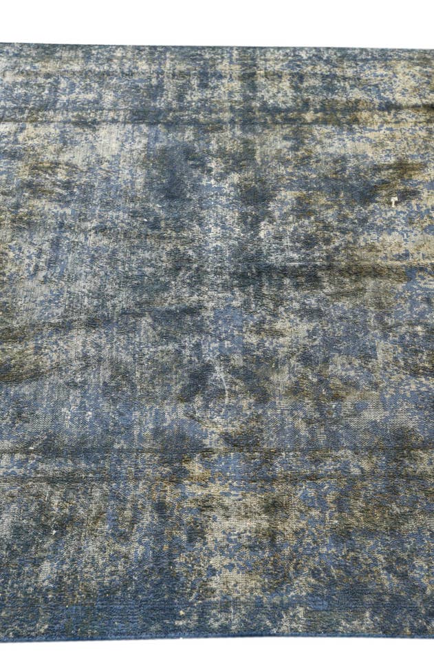 Detail image of 4' 9 x 8' 10 Hand Knotted Ultra Vintage Persian Wool Rug