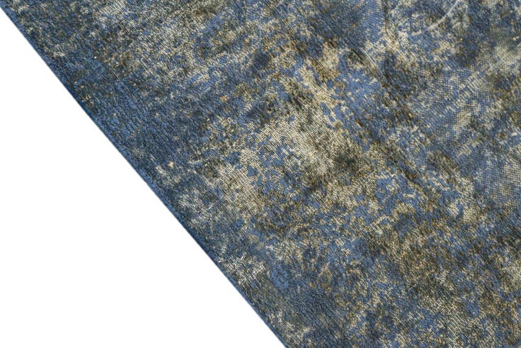 Detail image of 4' 9 x 8' 10 Hand Knotted Ultra Vintage Persian Wool Rug