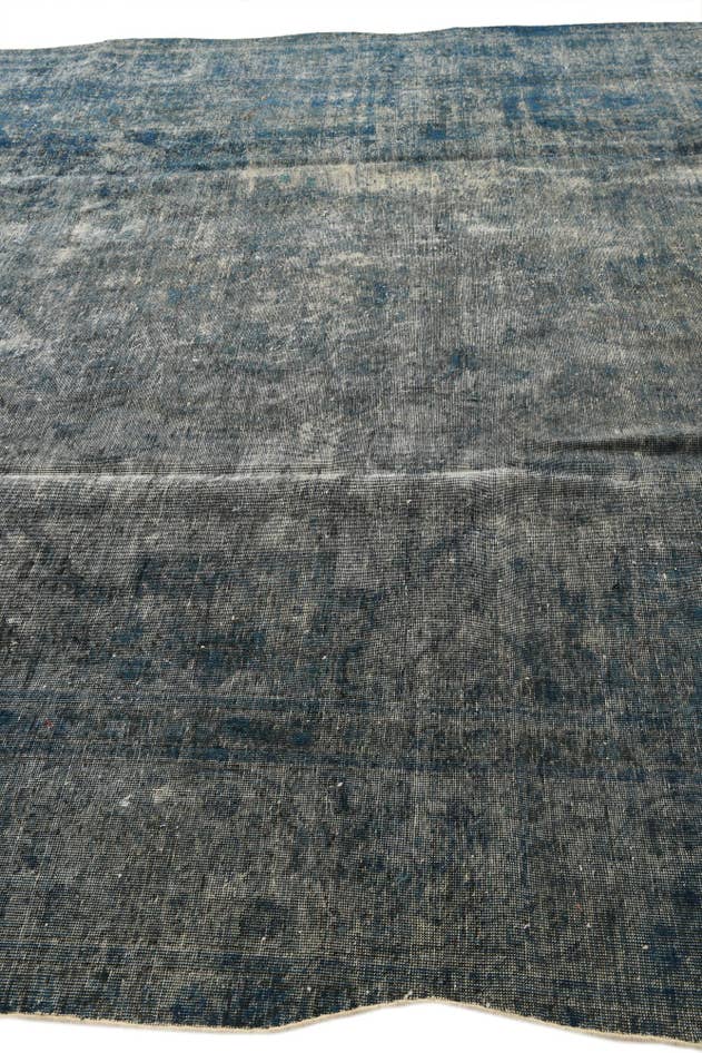 Detail image of 9' 5 x 12' 1 Hand Knotted Ultra Vintage Persian Wool Rug