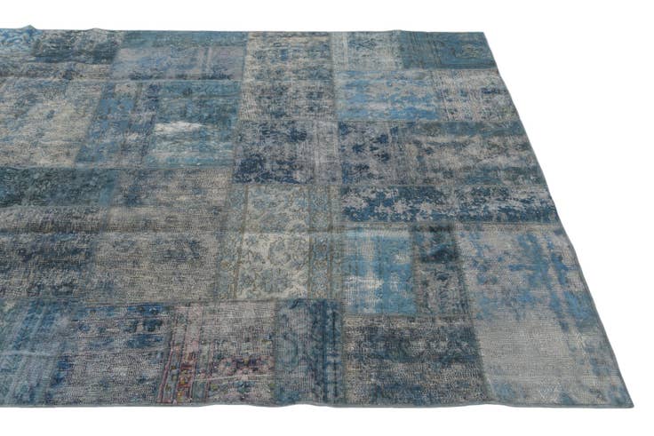Detail image of 5' 10 x 9' 1 Hand Knotted Ultra Vintage Persian Wool Rug
