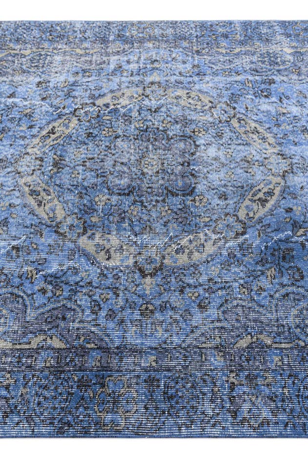 Detail image of 5' 4 x 8' 4 Ultra Vintage Wool Rug