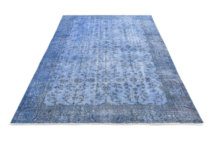 Detail image of 5' 5 x 8' 4 Ultra Vintage Wool Rug