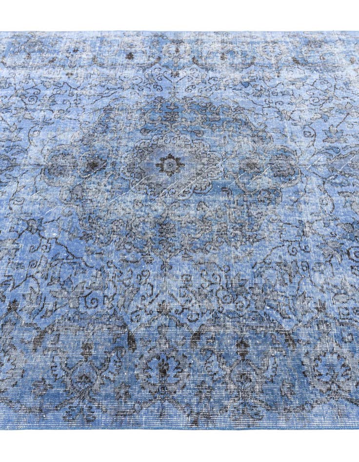 Detail image of 6' 4 x 9' 10 Ultra Vintage Wool Rug