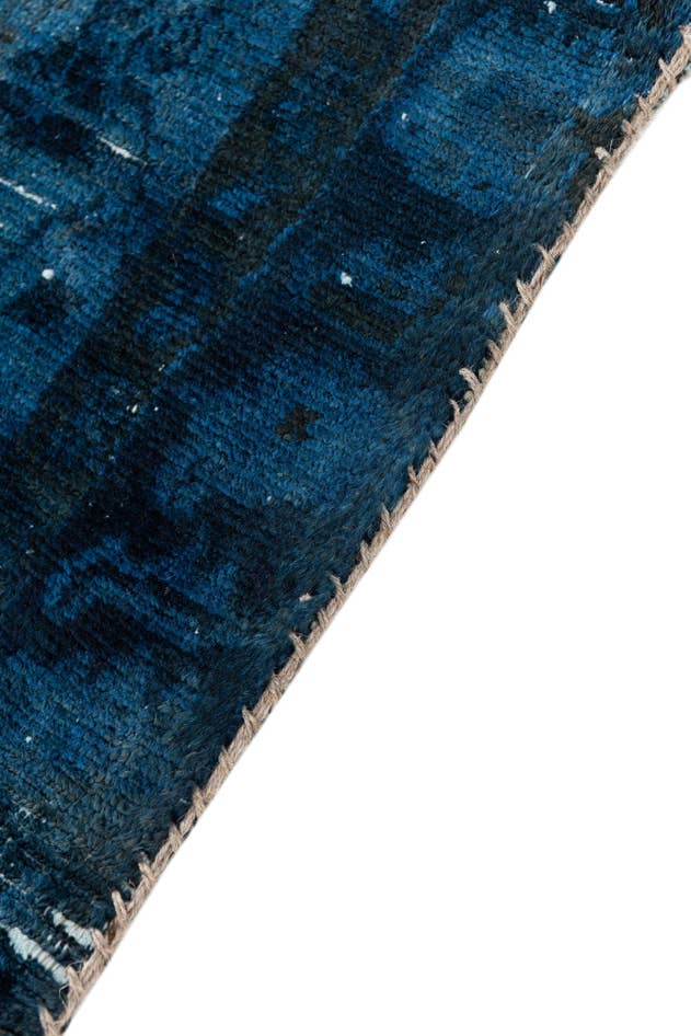 Detail image of 4' x 6' 5 Hand Knotted Ultra Vintage Persian Wool Rug