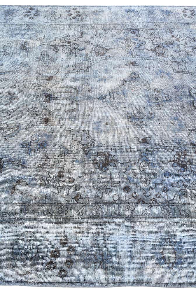 6' x 9' 8 Hand Knotted Ultra Vintage Persian Wool Rug
