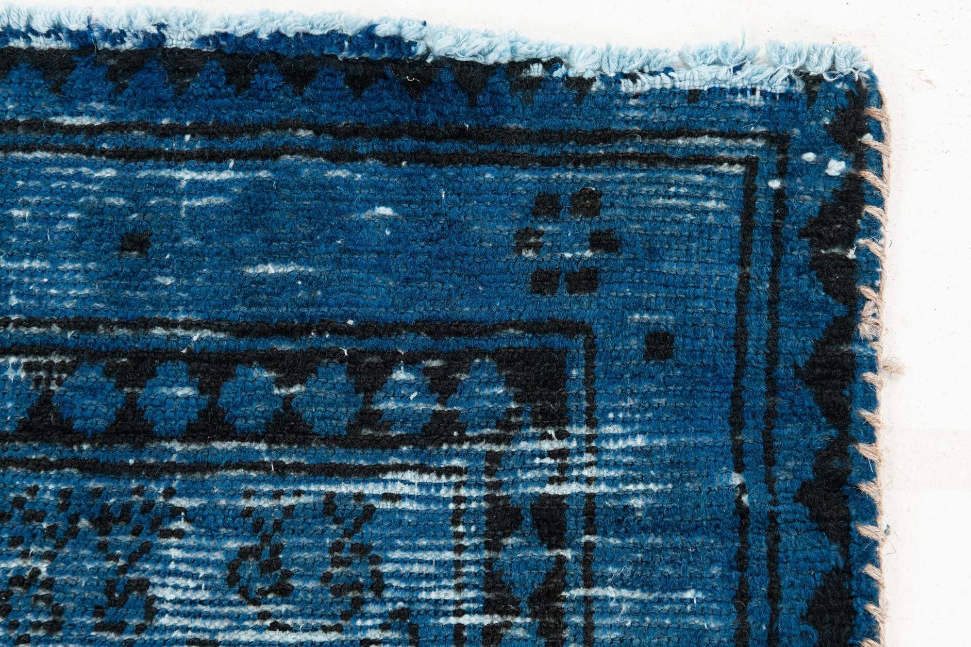 4' x 6' 7 Hand Knotted Ultra Vintage Wool Rug