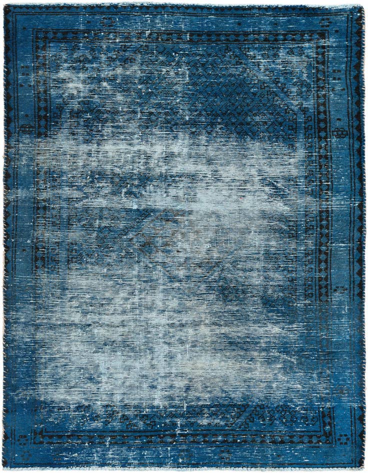 Detail image of 4' x 6' 7 Hand Knotted Ultra Vintage Wool Rug