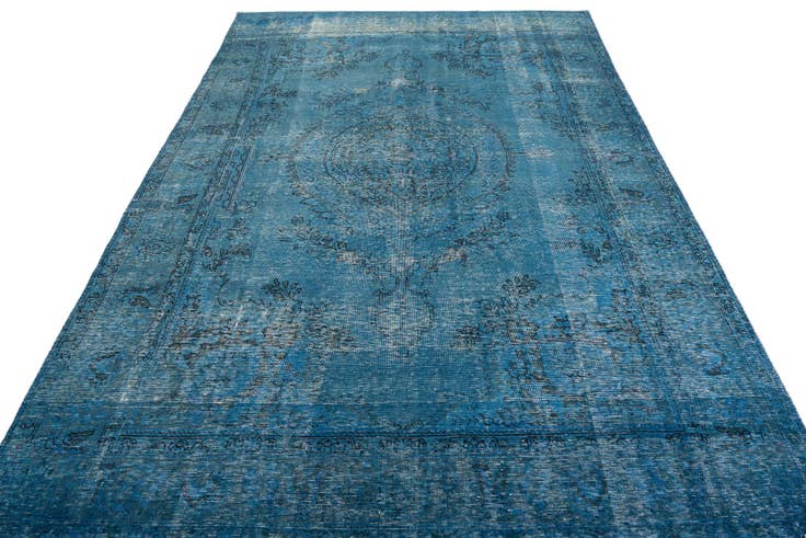 Detail image of 6' 8 x 9' 6 Hand Knotted Ultra Vintage Persian Wool Rug
