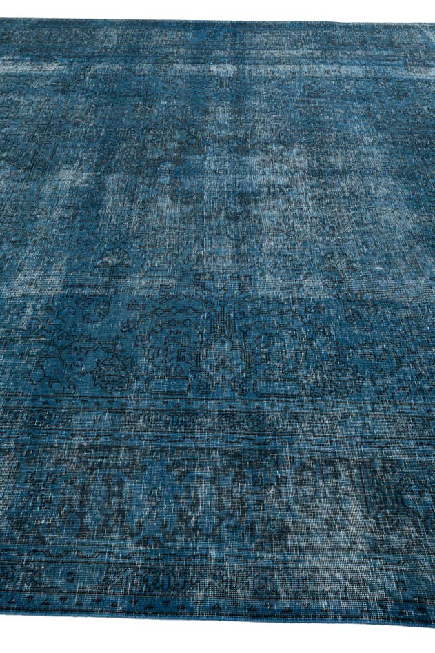 Detail image of 9' 7 x 12' 9 Hand Knotted Ultra Vintage Persian Wool Rug