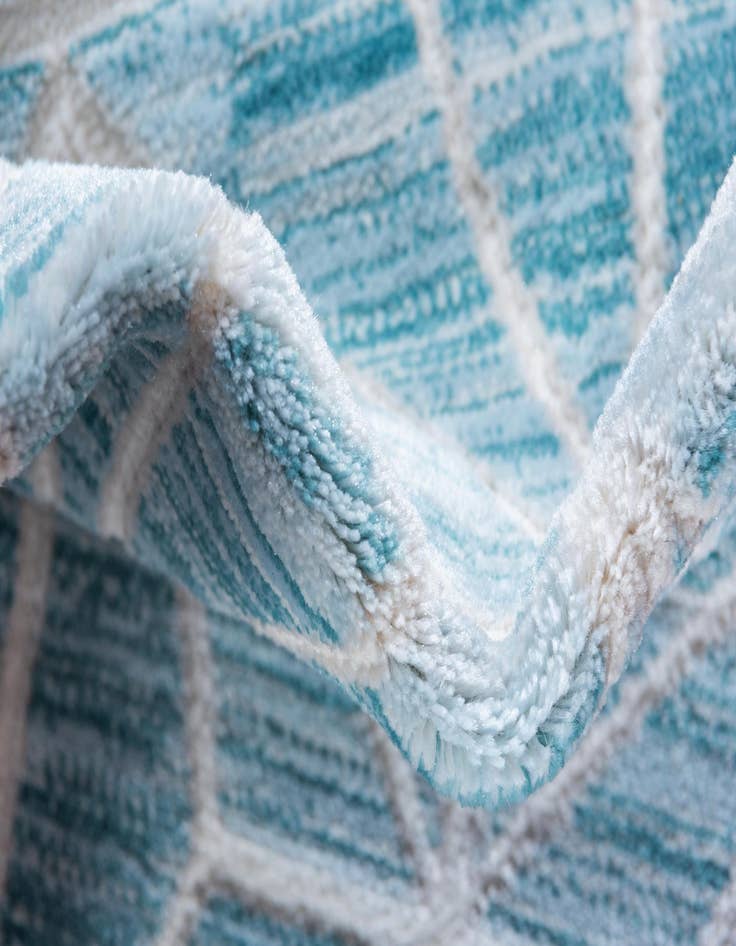 Detail image of 8' x 10' Uptown Fifth Avenue Rug