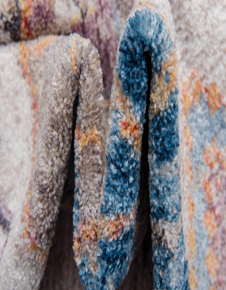 Detail image of 8' x 10' Vega Rug