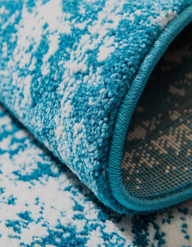 Detail image of 4' x 6' Veneto Rug