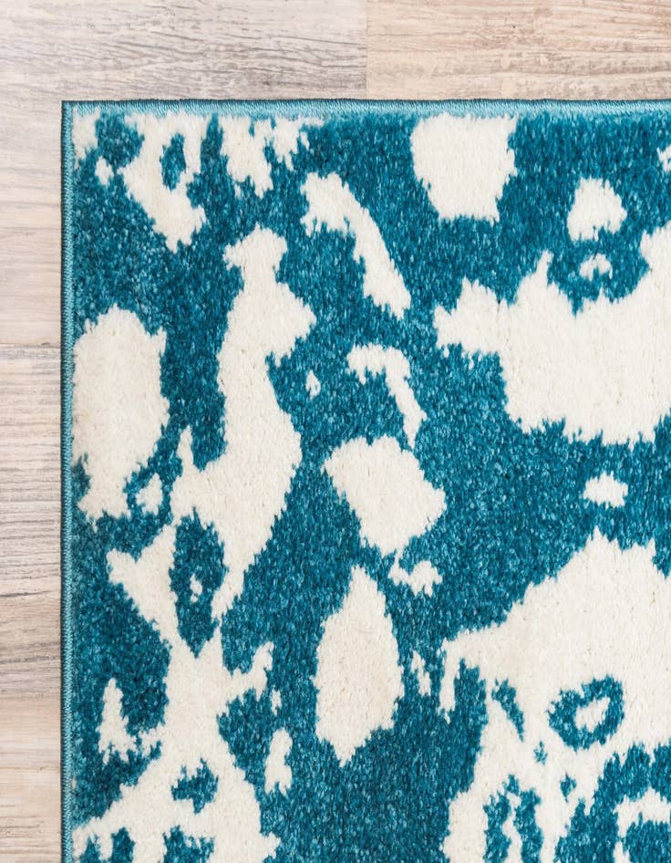 Detail image of 2' x 3' Veneto Rug