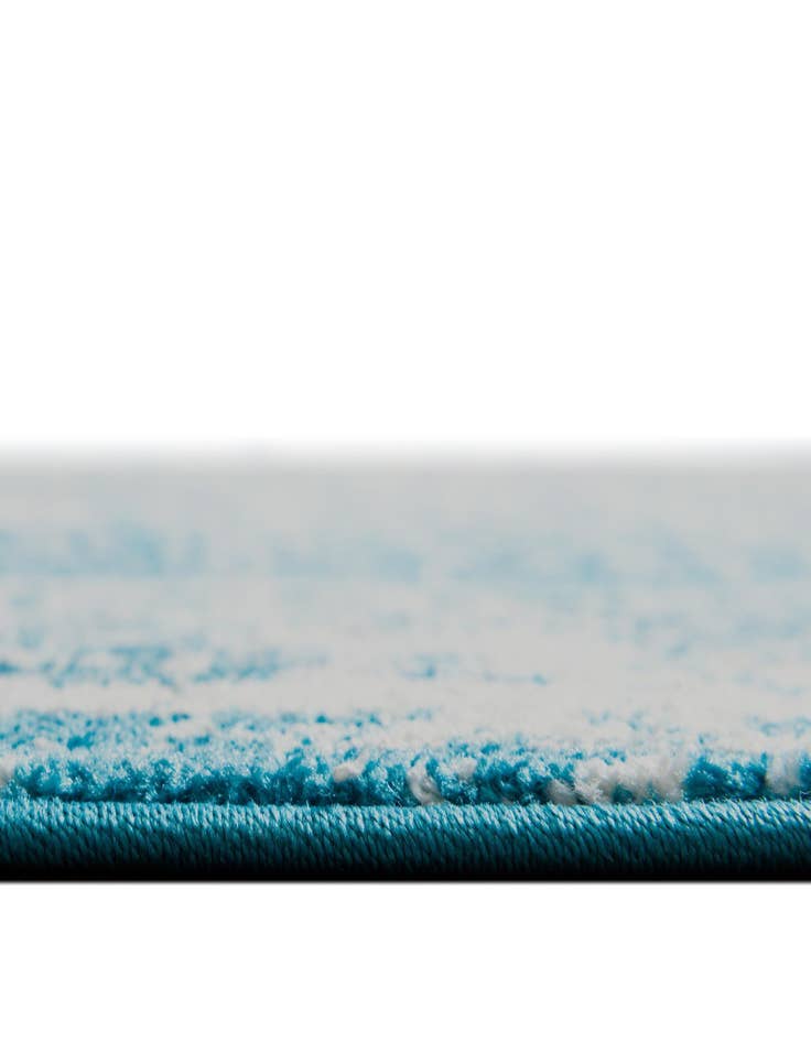 Detail image of 2' x 3' Venice Rug