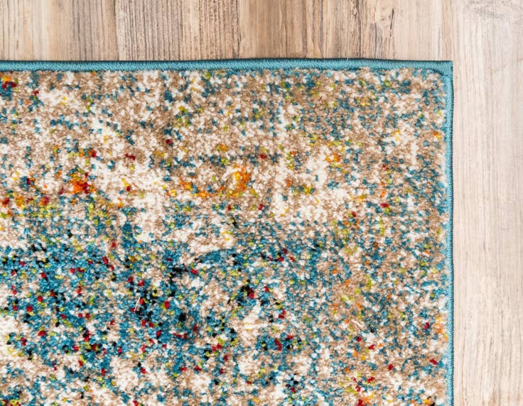 Detail image of 4' x 6' Venice Rug