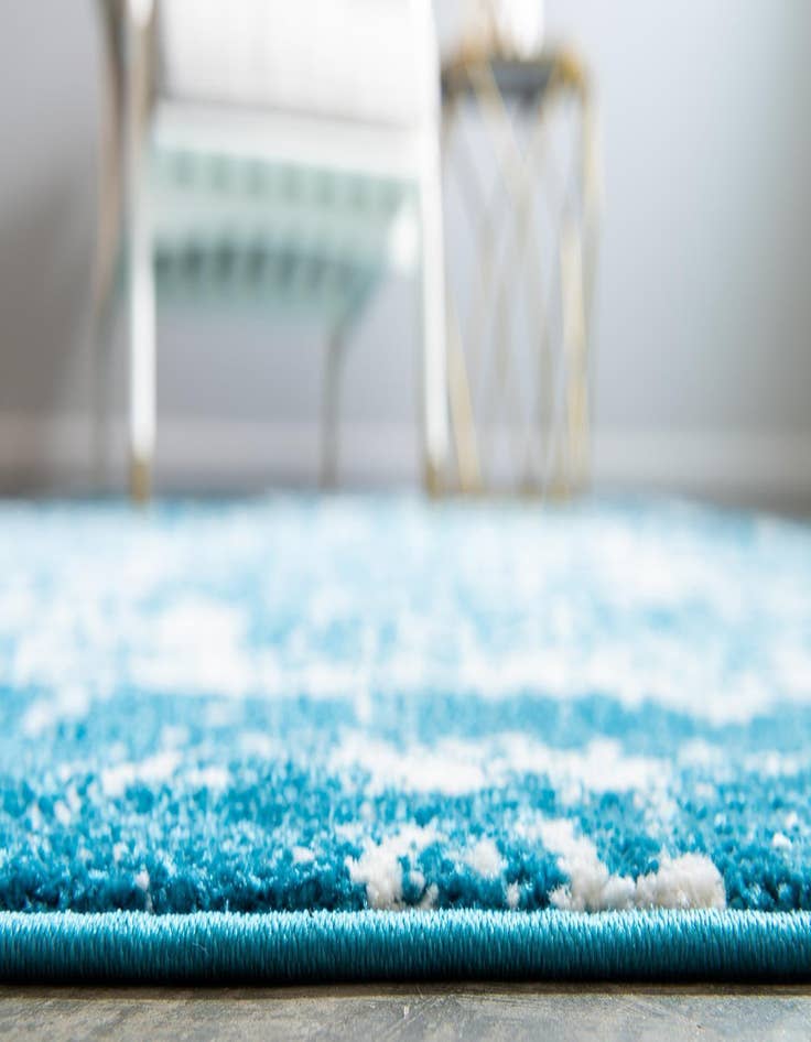 Detail image of 9' x 12' 2 Venice Rug