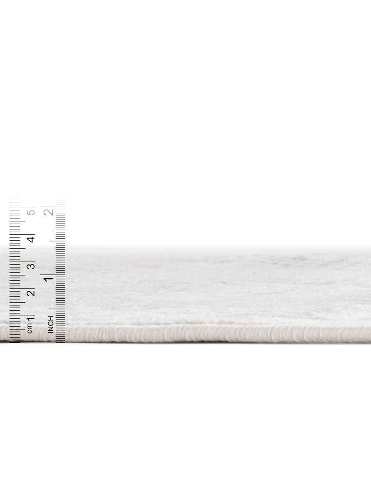 Detail image of 12' 2 x 16' Victoria Rug