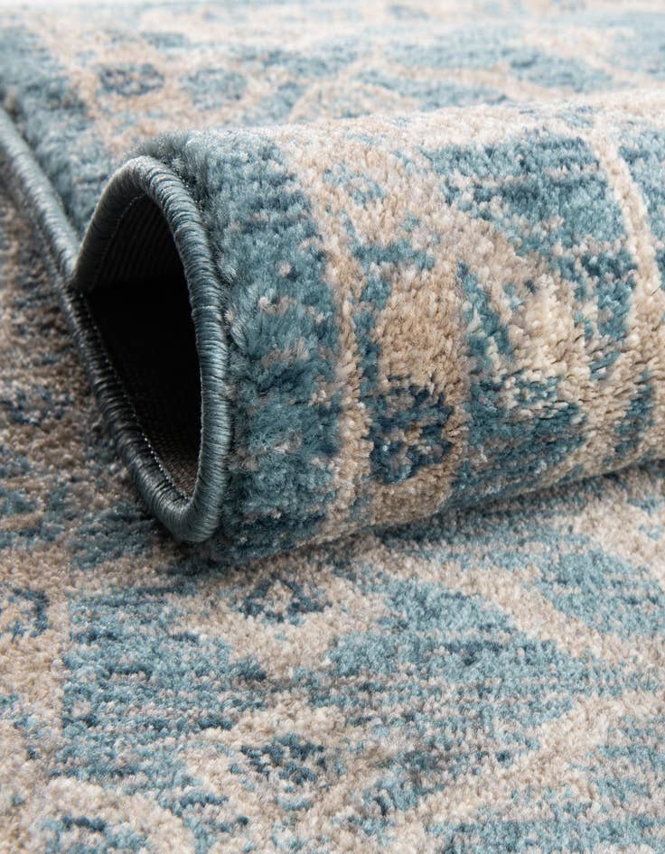 Detail image of 3' x 5' Vienna Rug