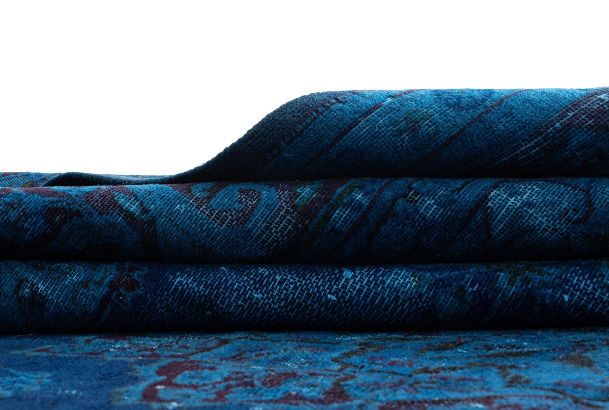 8' 8 x 11' 4 Vintage Royal Wool Rug