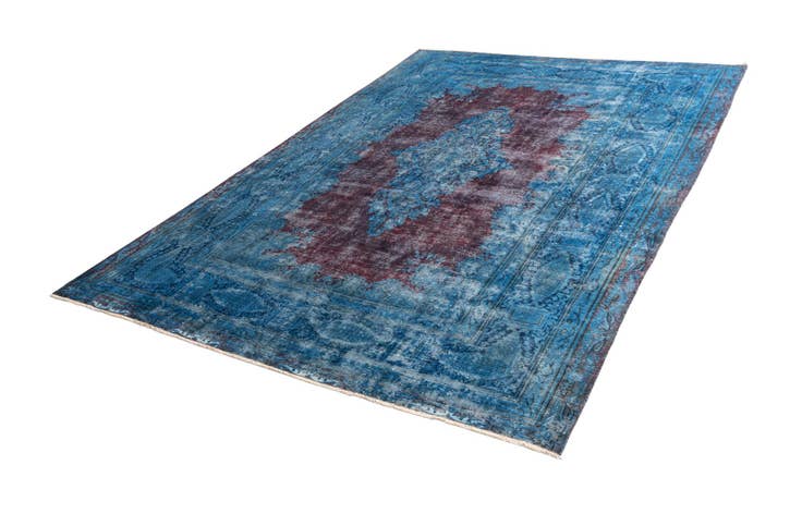 Detail image of 7' 10 x 11' 1 Vintage Royal Wool Rug