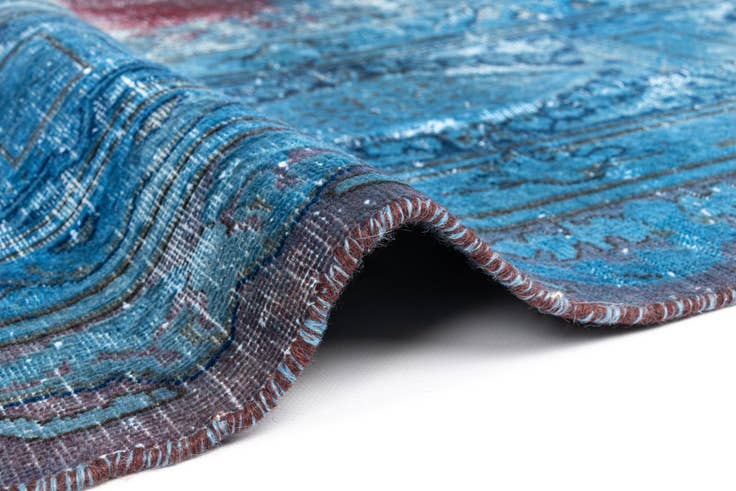 Detail image of 7' 10 x 11' 1 Vintage Royal Wool Rug