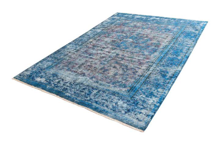 6' 9 x 10' 2 Vintage Royal Wool Rug