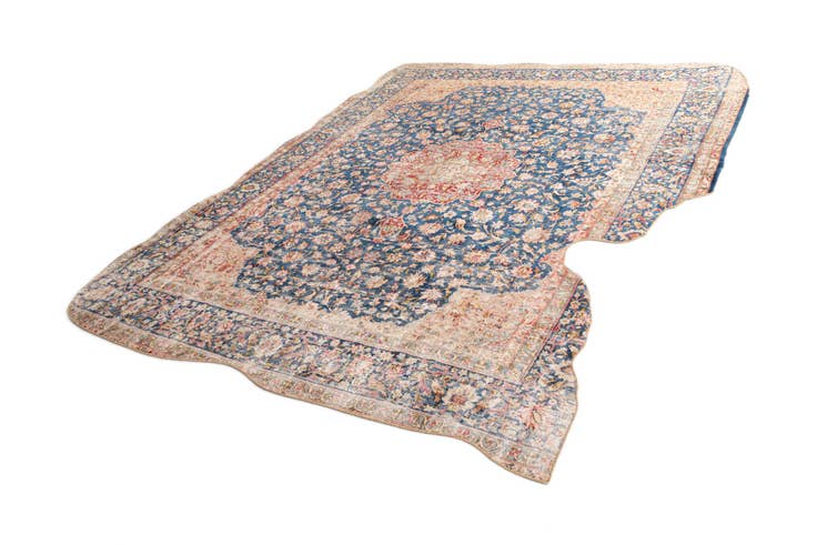 Detail image of 9' 5 x 12' 7 Vintage Royal Wool Rug