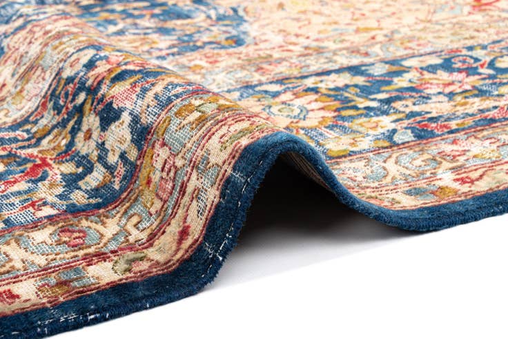 Detail image of 9' 5 x 12' 7 Vintage Royal Wool Rug