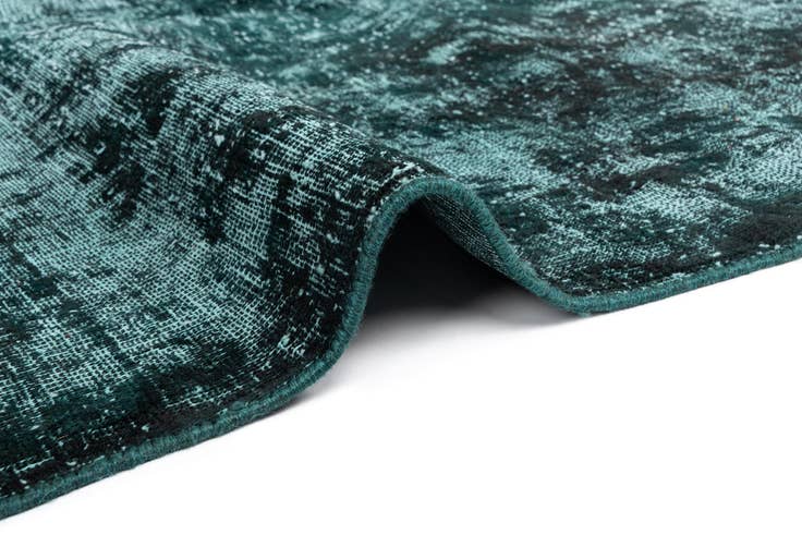 Detail image of 9' 9 x 12' 2 Vintage Royal Wool Rug