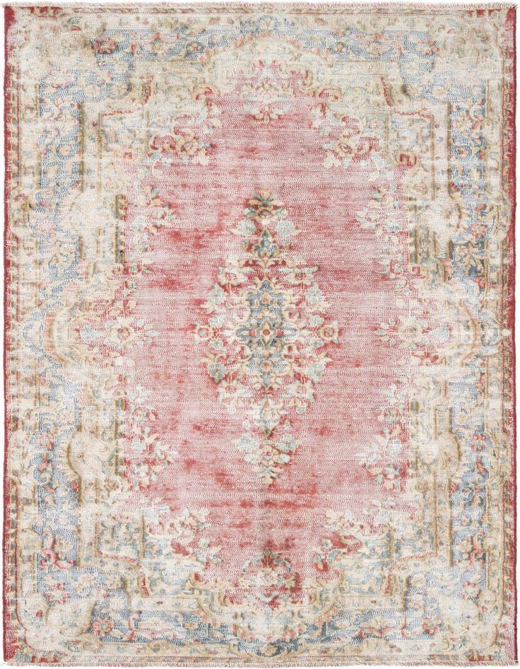 Detail image of 4' x 6' 6 Vintage Royal Wool Rug