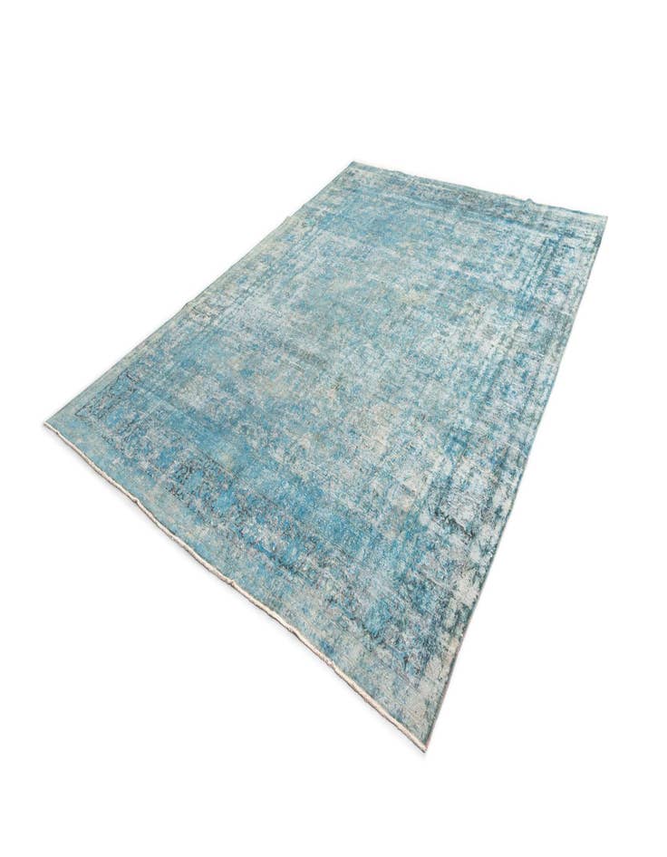 Detail image of 9' 7 x 13' 2 Vintage Royal Wool Rug