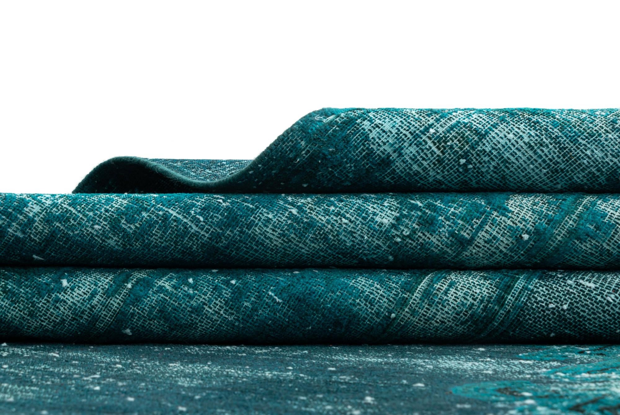 9' 7 x 12' 8 Vintage Royal Wool Rug