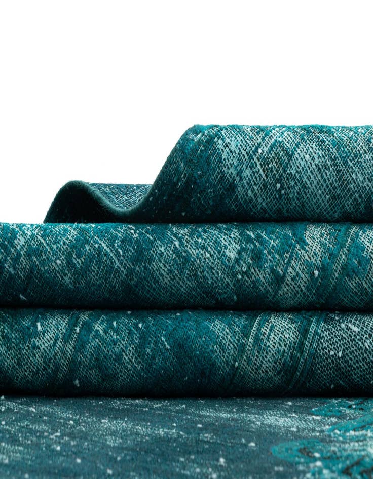 Detail image of 9' 7 x 12' 8 Vintage Royal Wool Rug