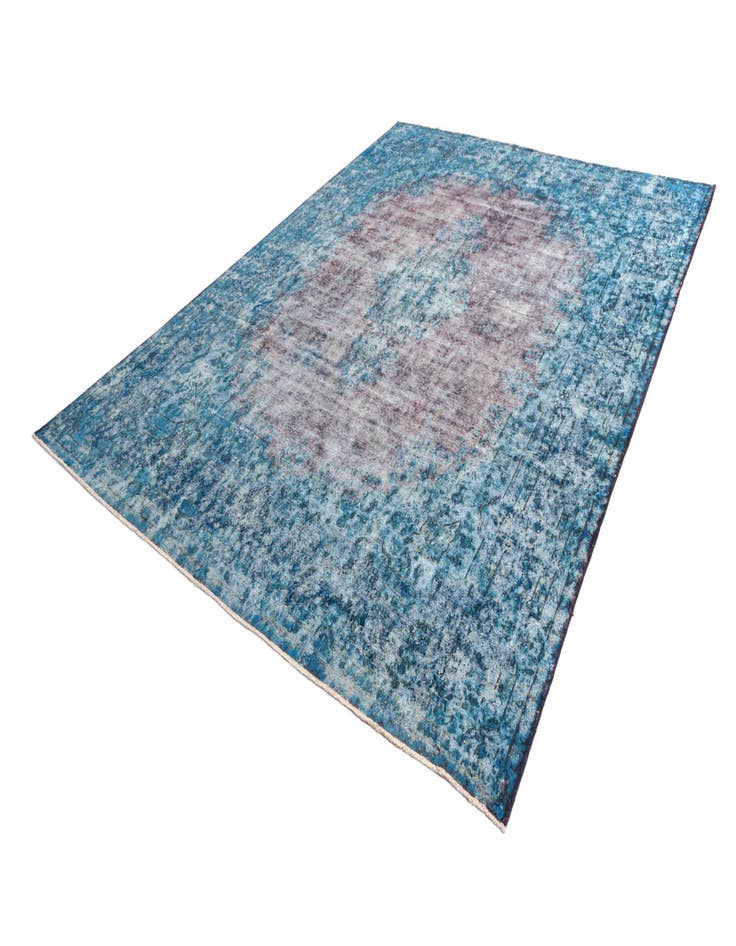 Detail image of 9' 9 x 13' Vintage Royal Wool Rug