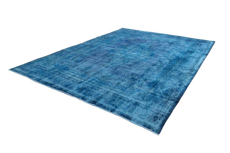 Detail image of 9' 6 x 12' 10 Vintage Royal Wool Rug