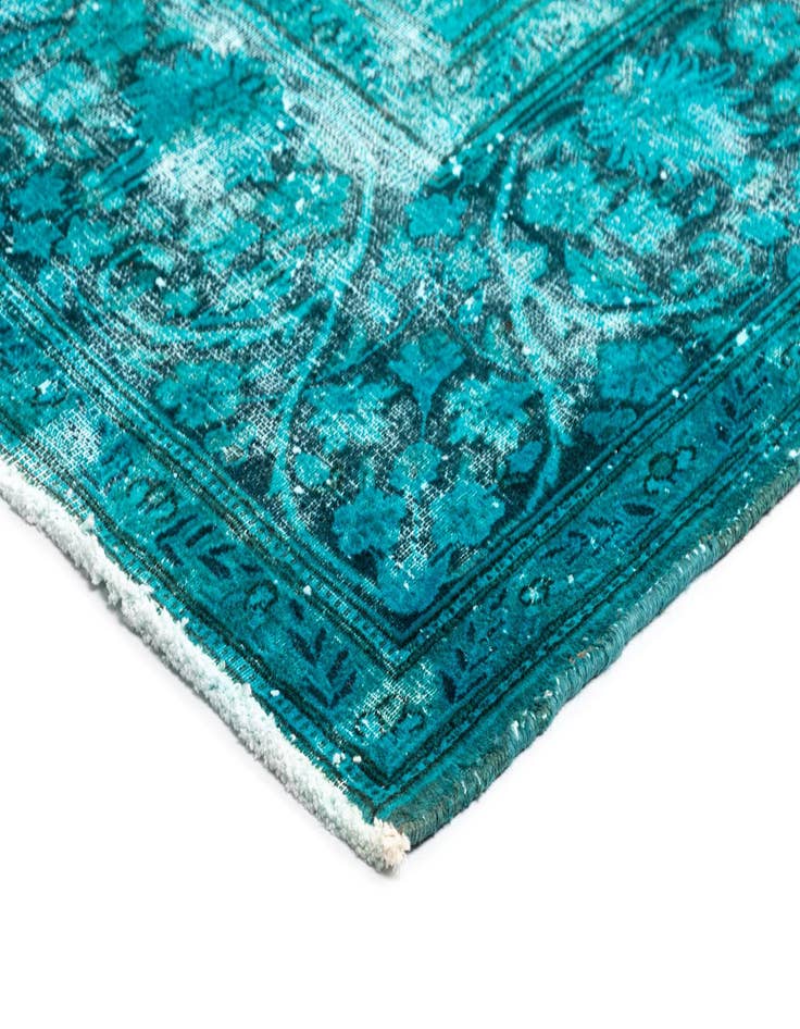 Detail image of 9' 9 x 13' Vintage Royal Wool Rug