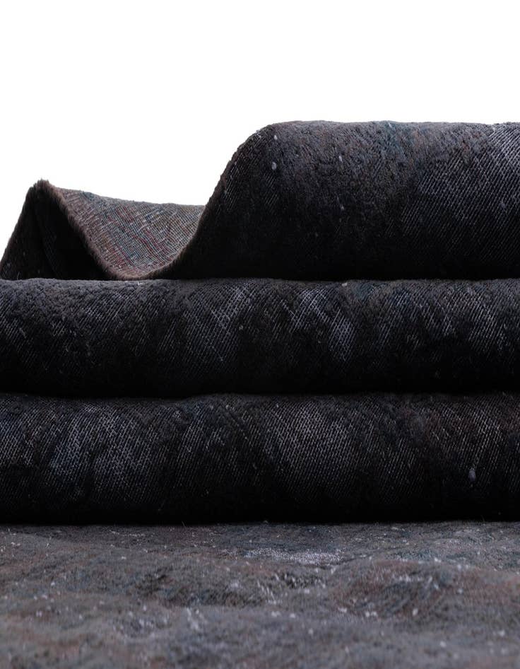 Detail image of 9' 10 x 12' 11 Vintage Royal Wool Rug