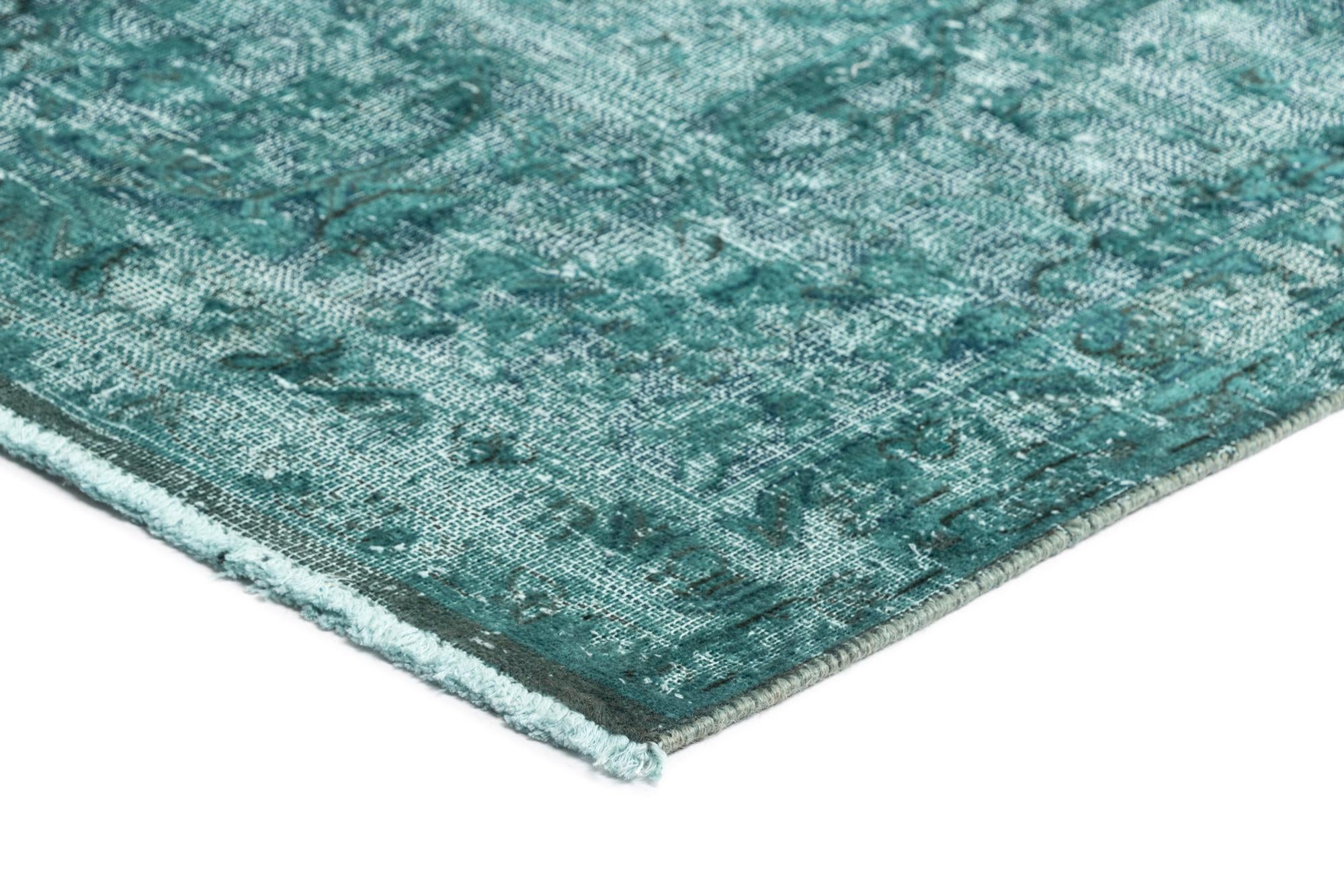 9' 9 x 13' 2 Vintage Royal Wool Rug