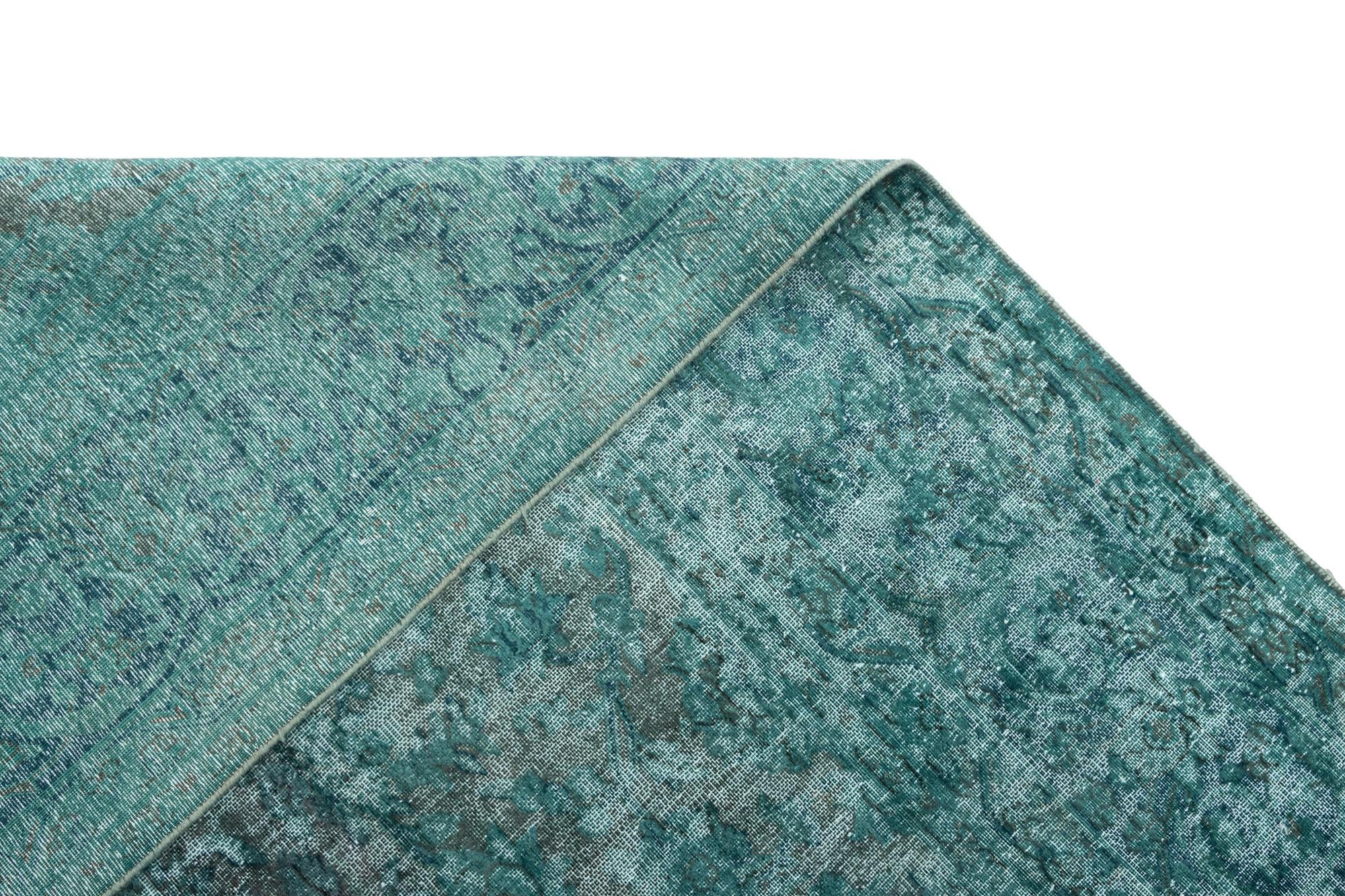 9' 9 x 13' 2 Vintage Royal Wool Rug
